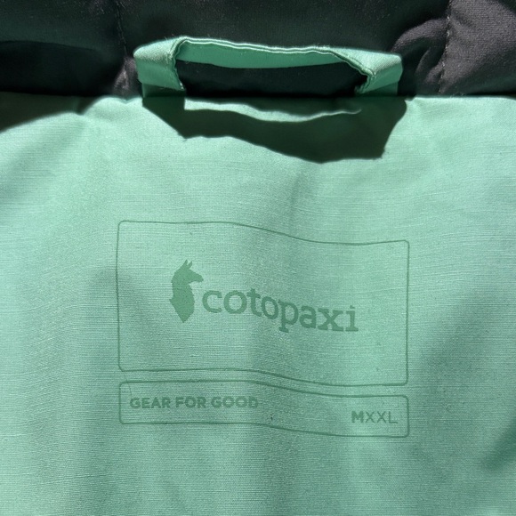 Cotopaxi Men's Green and Dark Gray Vest - Picture 4 of 7